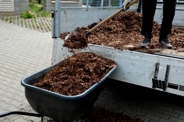 Cypress Mulch Delivery in Rotonda West