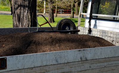 Hardwood Mulch Delivery